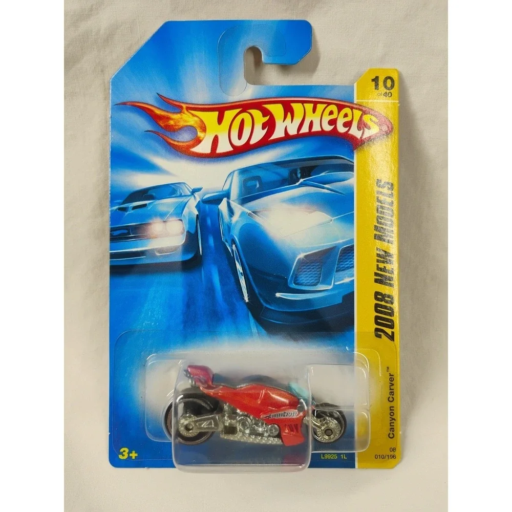 2008 Hot Wheels #010 New Models Canyon Carver Orange Motorcycle